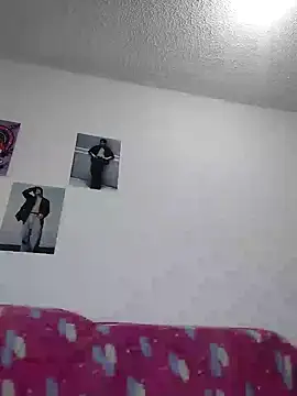 azulzulix online show from February 1, 10:59 am