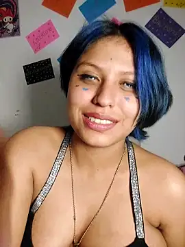 azulzulix online show from March 10, 11:10 am