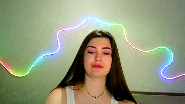Snapshot of SeductiveTati chatting on April 16, 9:26 pm SeductiveTati online show from April 16, 9:26 pm