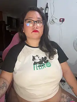 CinnamonCookiez online show from December 26, 3:06 am