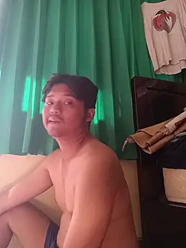 Snapshot of Rudy_smalldick chatting on November 1, 7:43 am Rudy smalldick online show from November 1, 7:43 am