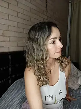 Loly Horny online show from June 2, 2:46 am