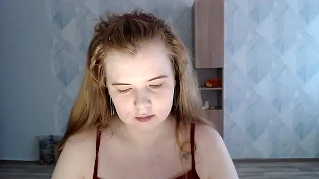 Snapshot of Melina_Hot9 chatting on October 24, 9:49 am Melina Hot9 online show from October 24, 9:49 am