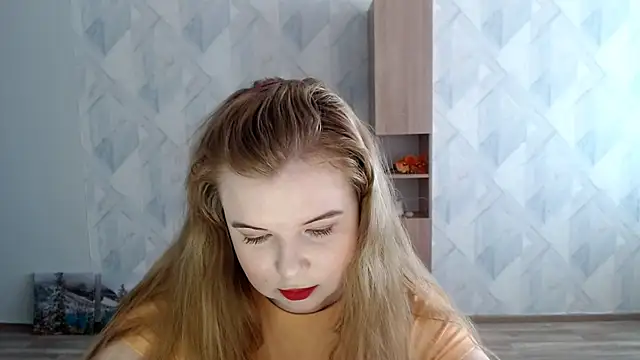 Snapshot of Melina_Hot9 chatting on October 27, 9:46 am Melina Hot9 online show from October 27, 9:46 am