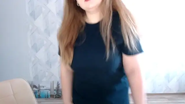 Snapshot of Melina_Hot9 chatting on November 1, 9:22 am Melina Hot9 online show from November 1, 9:22 am