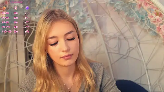 FlairCunard online show from December 20, 11:58 pm