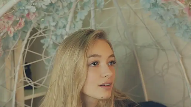 FlairCunard online show from January 2, 8:57 pm