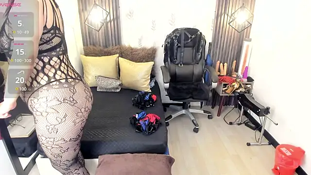 brigittemiller online show from January 23, 3:54 pm