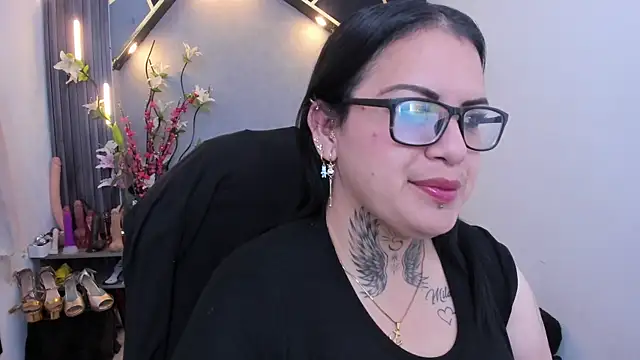 brigittemiller online show from April 28, 1:48 am