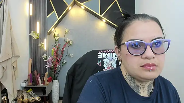 brigittemiller online show from May 6, 1:57 am