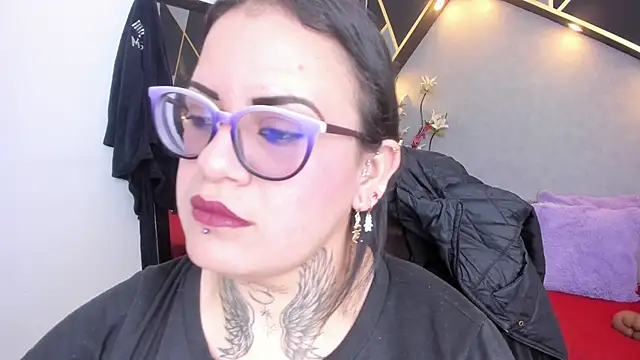 brigittemiller online show from May 27, 1:57 am