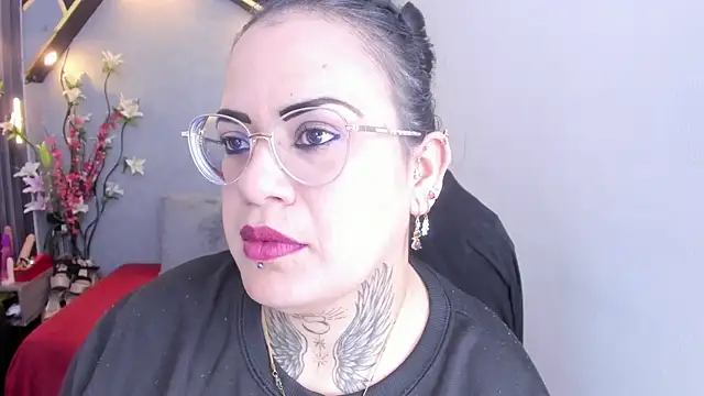 brigittemiller online show from May 29, 1:47 am