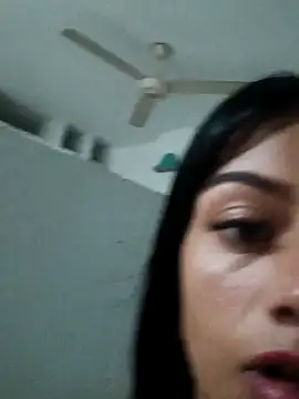 Snapshot of ZairaSofia1 chatting on December 2, 11:07 pm ZairaSofia1 online show from December 2, 11:07 pm