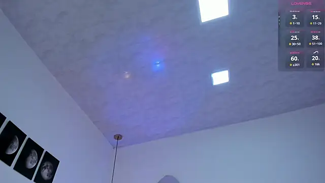 zoe rivers online show from October 10, 12:53 am