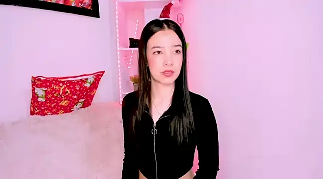Manuelaa mejiia online show from December 29, 12:45 pm