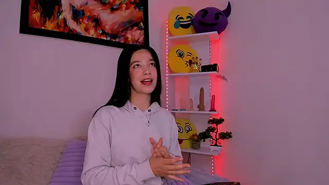 Manuelaa mejiia online show from October 10, 7:24 pm