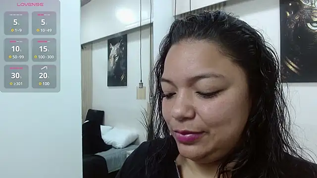 virtual charm online show from January 16, 2:08 pm