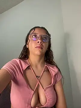  charlott dm online show from December 4, 9:24 pm
