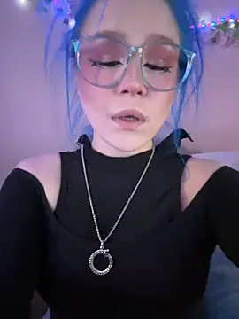 Snapshot of MaddisonHaas chatting on October 10, 1:59 am MaddisonHaas online show from October 10, 1:59 am