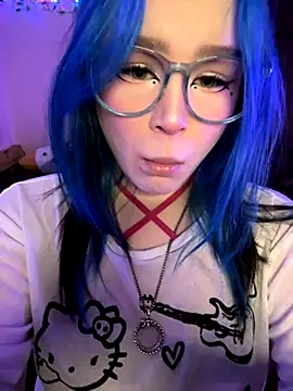 Snapshot of MaddisonHaas chatting on October 20, 1:17 am MaddisonHaas online show from October 20, 1:17 am