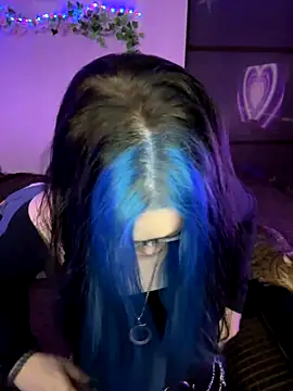 Snapshot of MaddisonHaas chatting on October 22, 11:48 pm MaddisonHaas online show from October 22, 11:48 pm