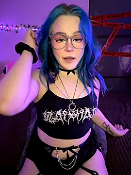 Snapshot of MaddisonHaas chatting on November 18, 12:49 am MaddisonHaas online show from November 18, 12:49 am