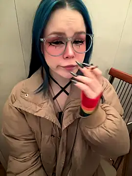 Snapshot of MaddisonHaas chatting on December 14, 1:44 am MaddisonHaas online show from December 14, 1:44 am