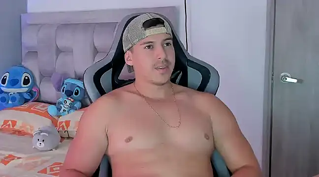 victor vixen online show from December 20, 7:07 pm