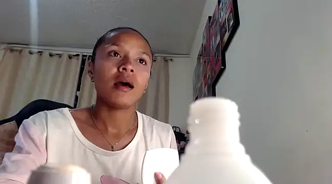 Samary thomas online show from March 6, 11:42 pm