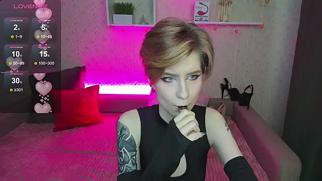 Snapshot of Angel_Jules chatting on December 3, 4:14 am Angel Jules online show from December 3, 4:14 am