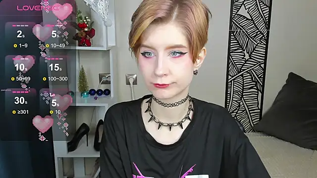 Snapshot of Angel_Jules chatting on December 13, 4:00 am Angel Jules online show from December 13, 4:00 am