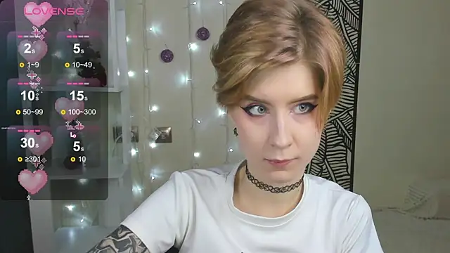 Snapshot of Angel_Jules chatting on December 28, 4:30 am Angel Jules online show from December 28, 4:30 am