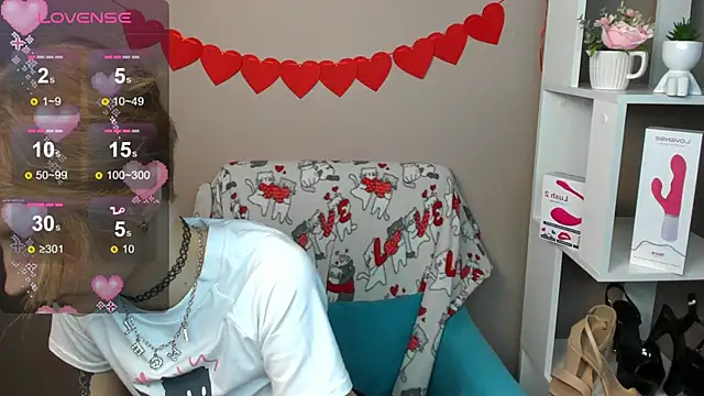 Snapshot of Angel_Jules chatting on February 16, 4:09 am Angel Jules online show from February 16, 4:09 am