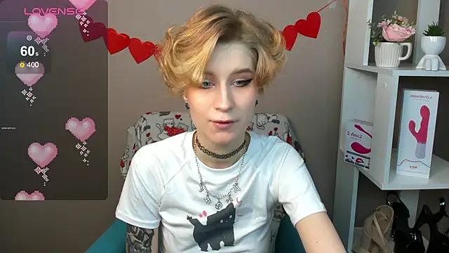 Snapshot of Angel_Jules chatting on February 17, 1:04 am Angel Jules online show from February 17, 1:04 am