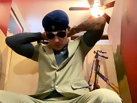 Snapshot of Amirkhai chatting on December 4, 8:18 pm Amirkhai online show from December 4, 8:18 pm