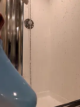 Snapshot of Amirkhai chatting on October 8, 7:06 am Amirkhai online show from October 8, 7:06 am