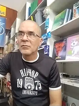 Snapshot of barboza991 chatting on April 13, 12:54 pm barboza991 online show from April 13, 12:54 pm