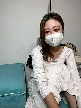 Snapshot of ayu0009rrr chatting on November 9, 2:04 pm ayu0009rrr online show from November 9, 2:04 pm