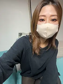 Snapshot of ayu0009rrr chatting on December 4, 2:37 pm ayu0009rrr online show from December 4, 2:37 pm