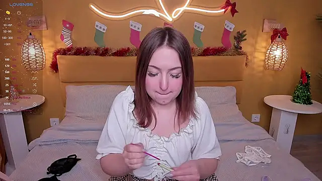 KetrinWhite online show from January 12, 1:32 am