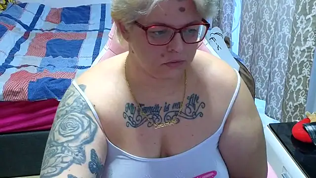 SunshineLexi online show from January 15, 7:15 am