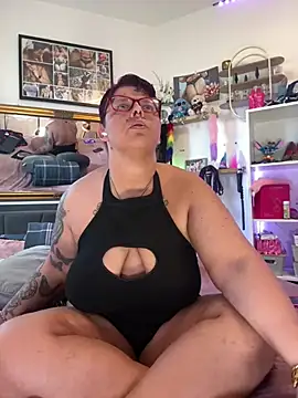 Snapshot of SunshineLexi chatting on April 3, 6:55 am SunshineLexi online show from April 3, 6:55 am