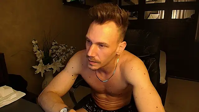 Snapshot of MateoBenjaminX chatting on March 19, 9:37 pm MateoBenjaminX online show from March 19, 9:37 pm