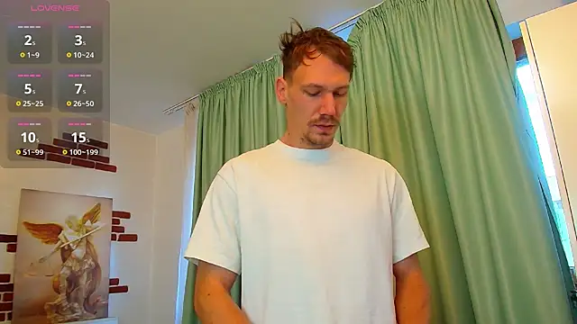 Snapshot of MateoBenjaminX chatting on October 1, 5:57 am MateoBenjaminX online show from October 1, 5:57 am