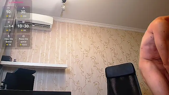 Snapshot of MateoBenjaminX chatting on October 7, 4:53 am MateoBenjaminX online show from October 7, 4:53 am