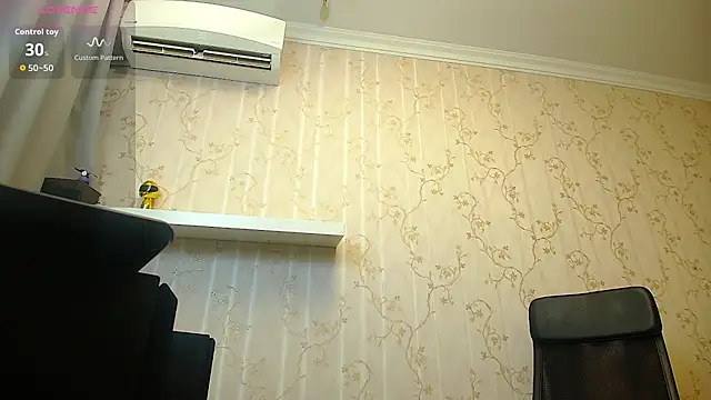 Snapshot of MateoBenjaminX chatting on October 17, 4:48 am MateoBenjaminX online show from October 17, 4:48 am