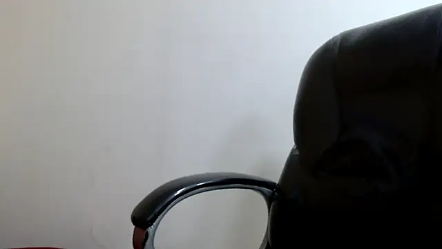 Snapshot of DamiBright chatting on September 20, 7:04 pm DamiBright online show from September 20, 7:04 pm