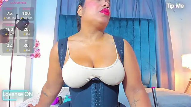 sweetebony 970 online show from May 4, 11:50 am