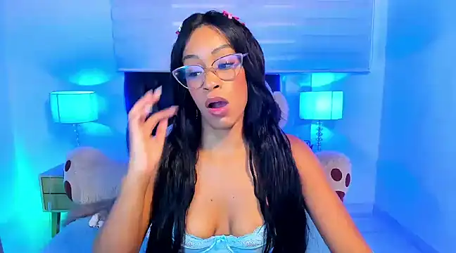 IsabelaRoss online show from March 18, 10:26 pm