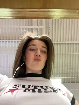 UnaMiuMiu online show from January 29, 8:18 am